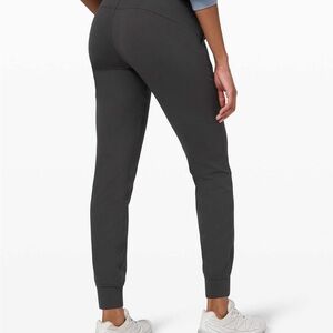 Lululemon Ready to Rulu 7/8 Jogger
Graphite Grey $108 Retail